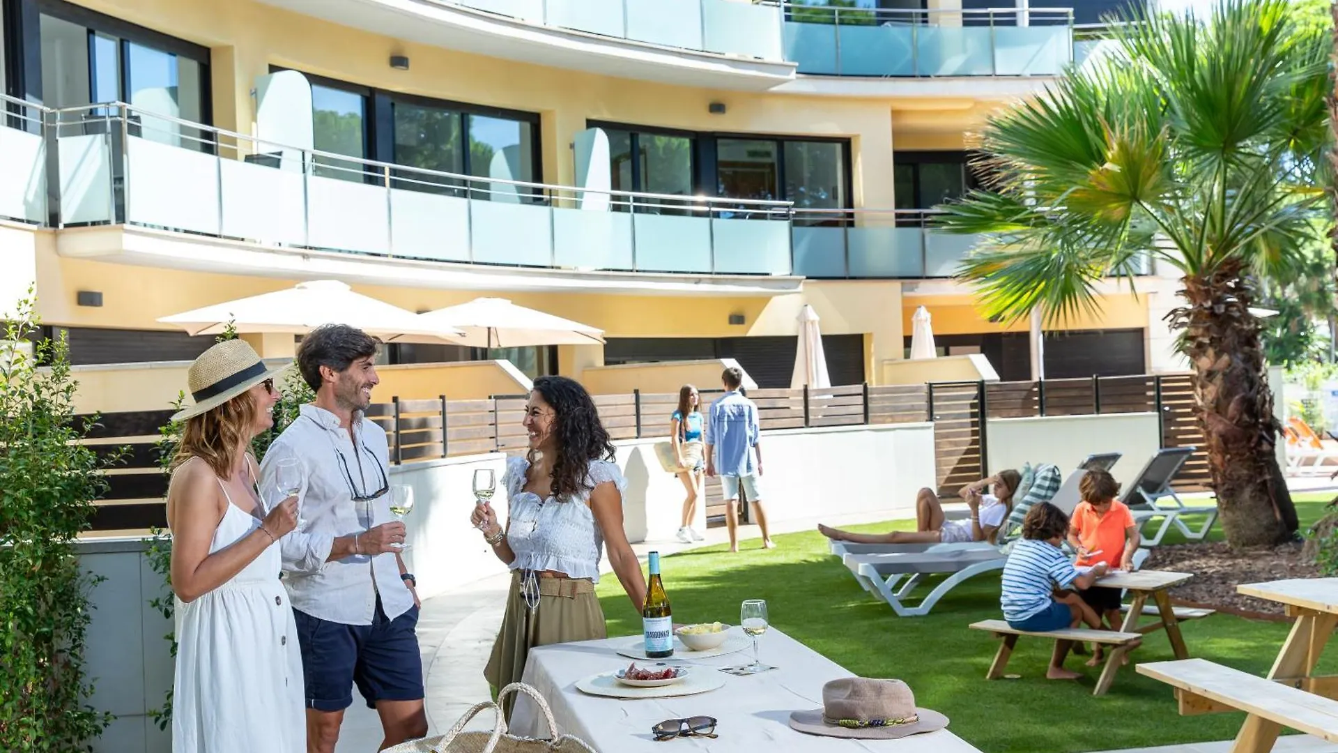 Aparthotel Las Palmeras Castelldefels Španělsko